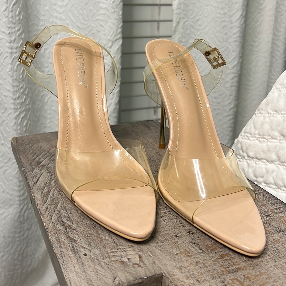 Miss Lola Clear Heels
